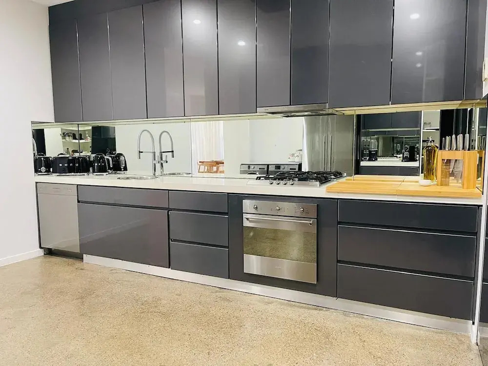 Kozyguru | Botany | 3 Bedroom Designer Holiday Apt