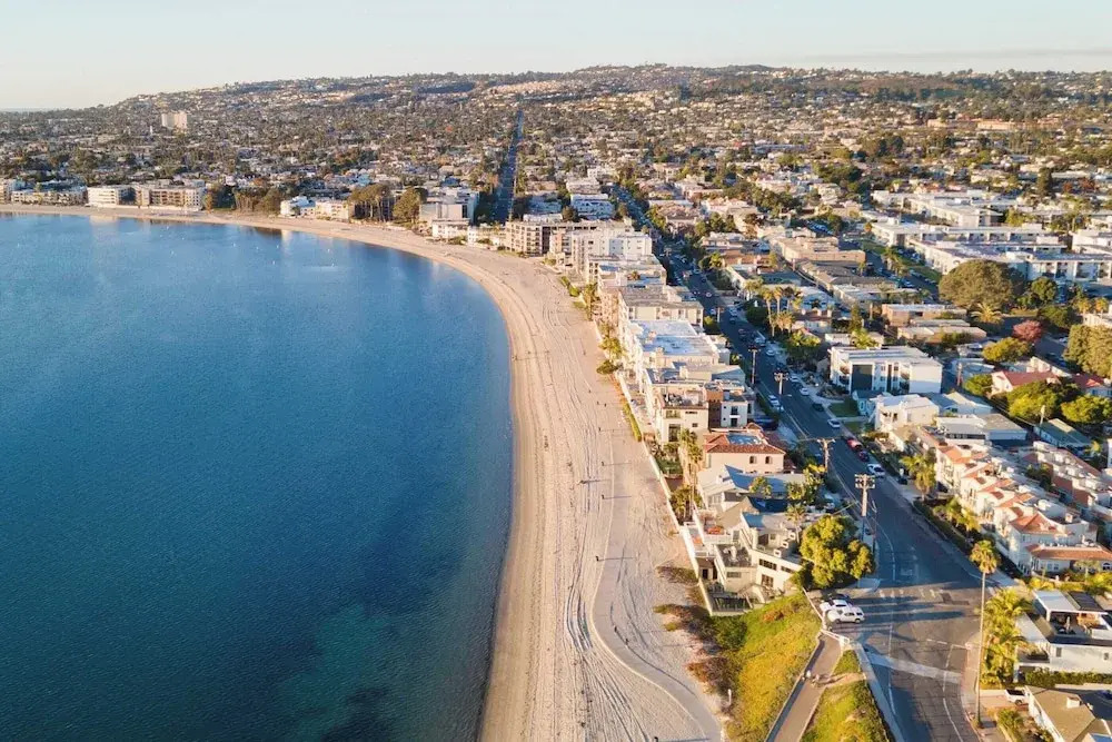 Beachfront+private Beach Access, Pool+hot Tub, Oceanview Sail Bay by Avantstay