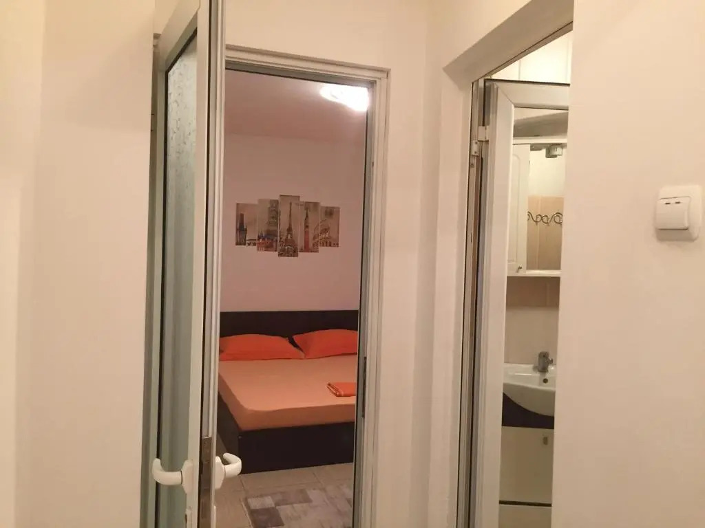 Ana Center Apartment