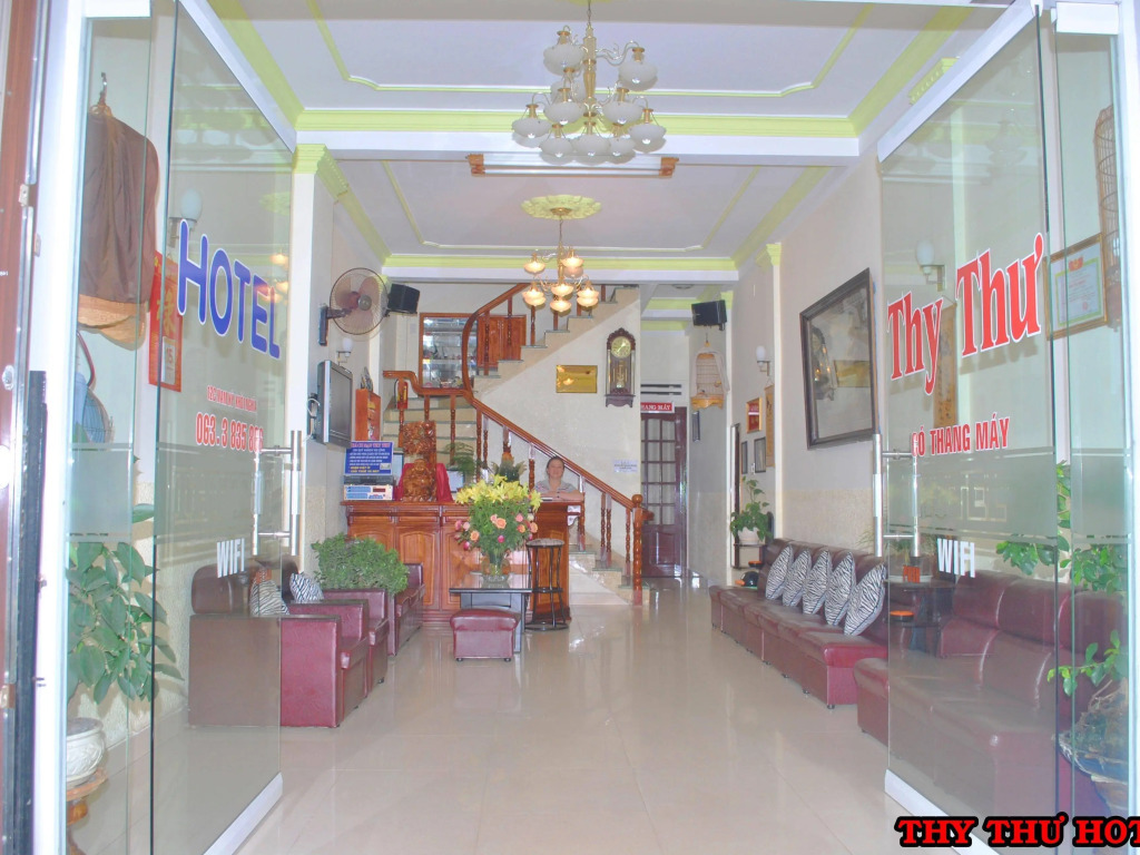 Khách Sạn Cây Xanh