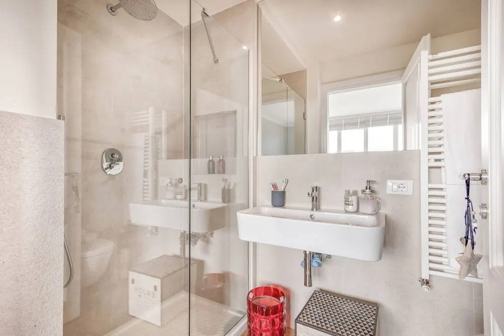 Lovely Apartment in Florence for 6 - Three Bedroom Apartment, Sleeps 6