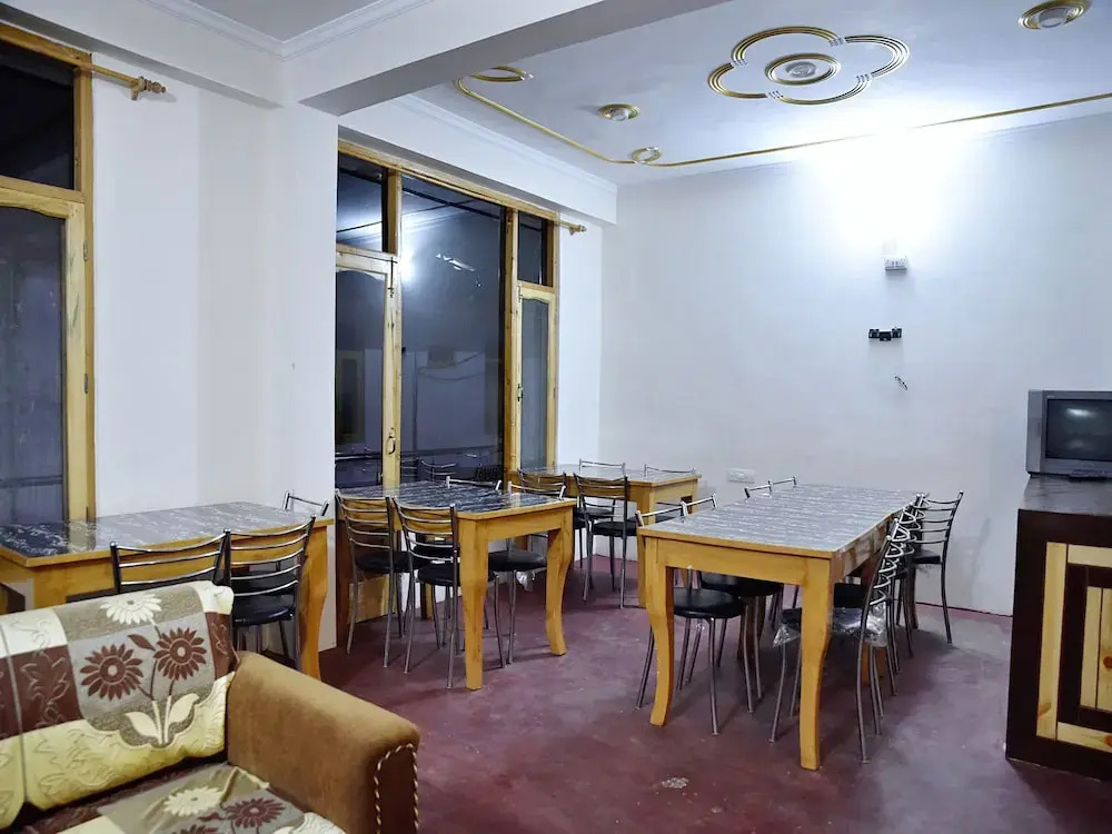 OYO 10764 Hotel Hadimba Manali