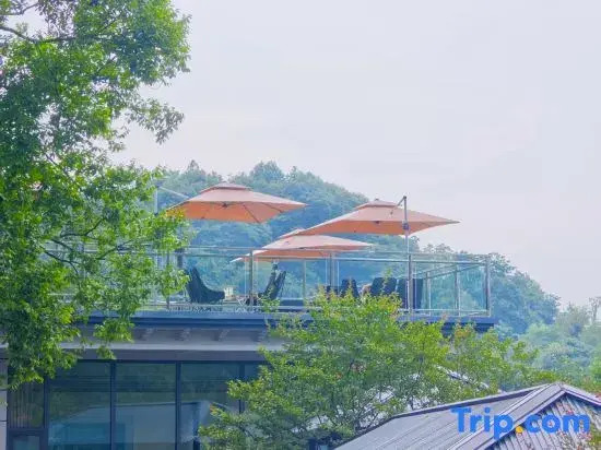 Qiaozhuanju Hotel (Dujiangyan Qingchengshan)