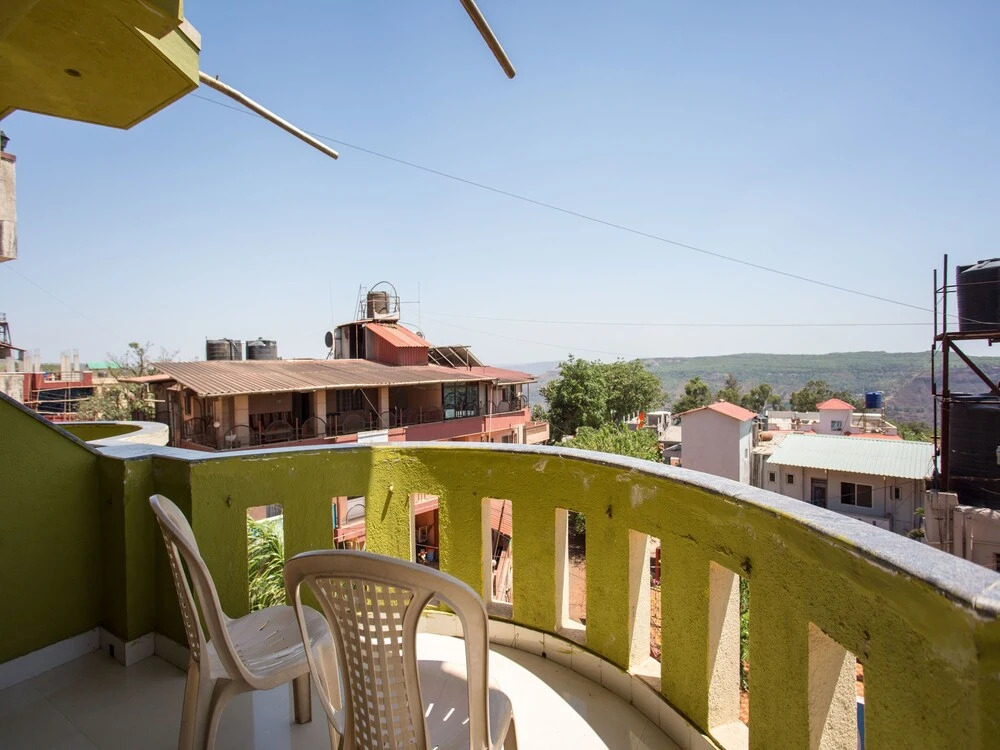 OYO 12938 Hotel Matoshree