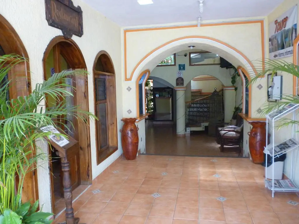 Hotel Villa Real II
