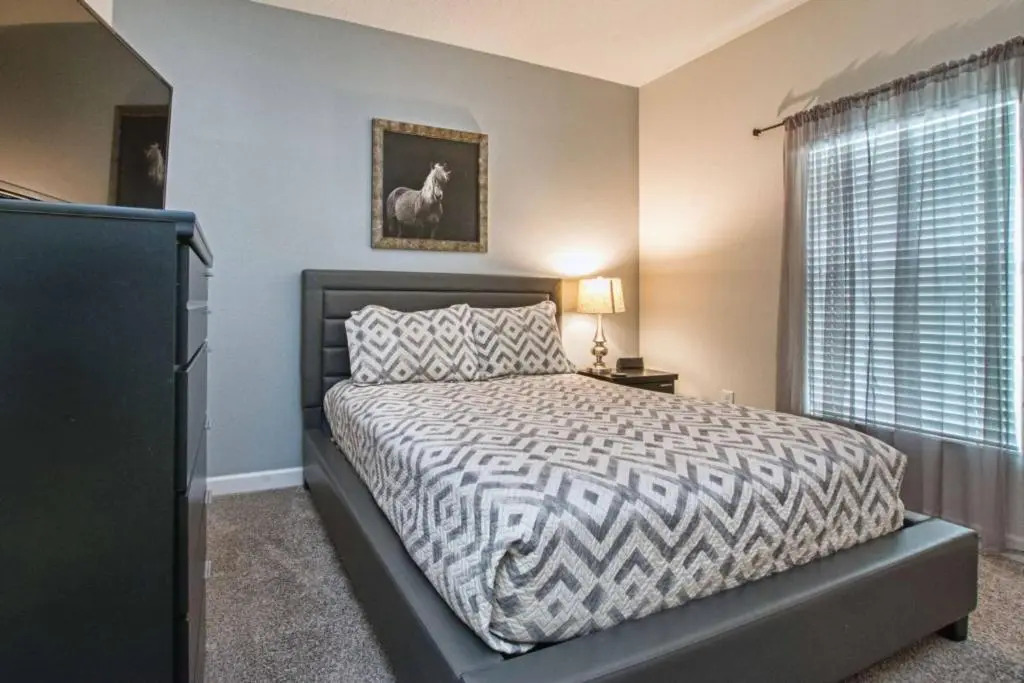 Champions Gate 5 Bed Townhouse w Splashpool - 4976CG