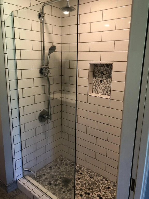 Rare 2 Bedroom + Loft Townhouse on the North Shore