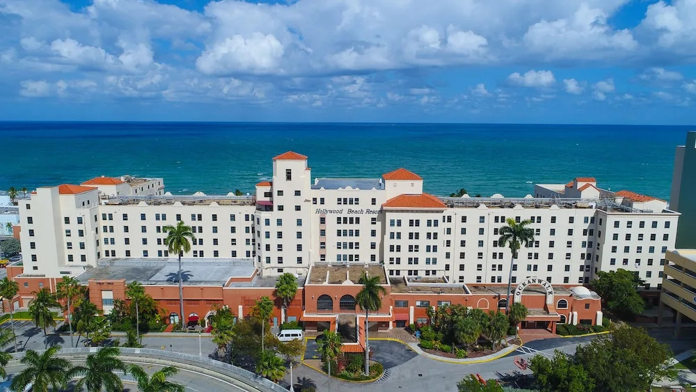 606 Apt Hollywood Beach