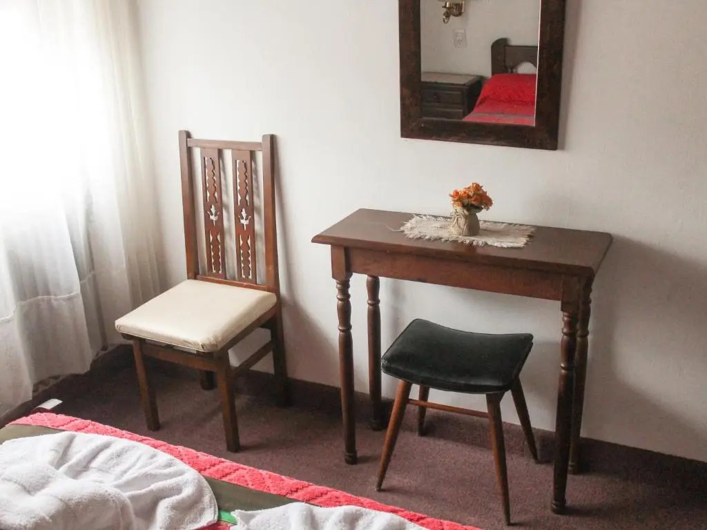 Hotel Demi