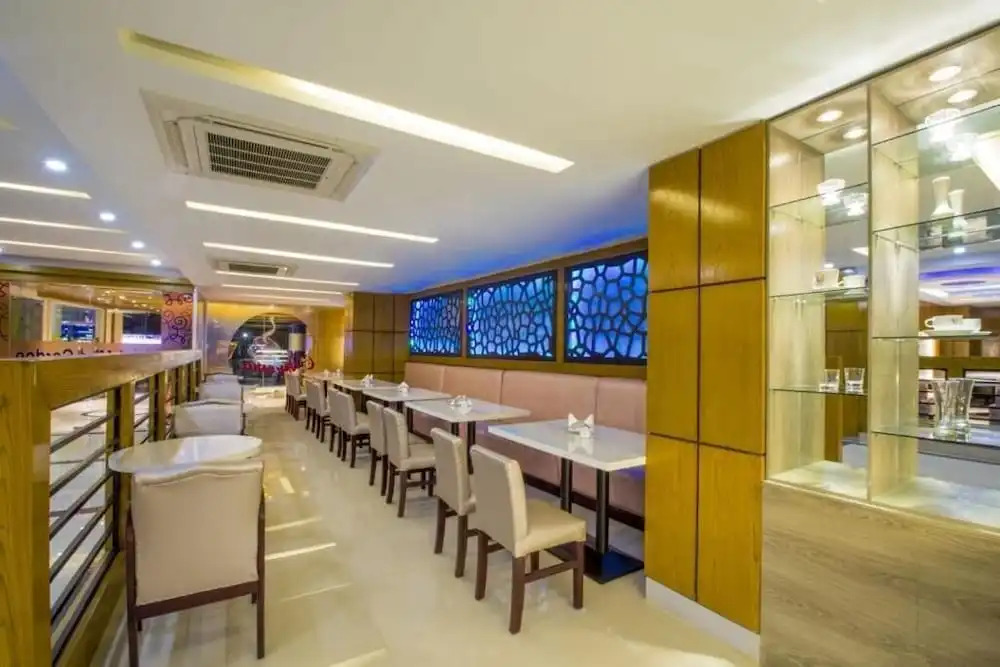 Hotel Mira Garden