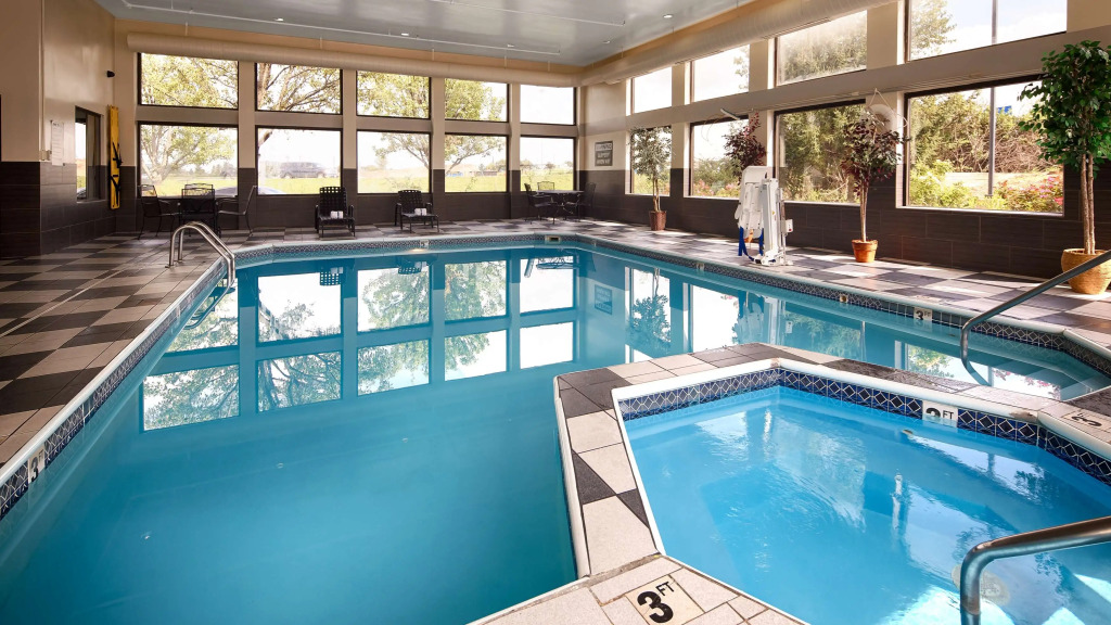 Best Western Suites Columbus