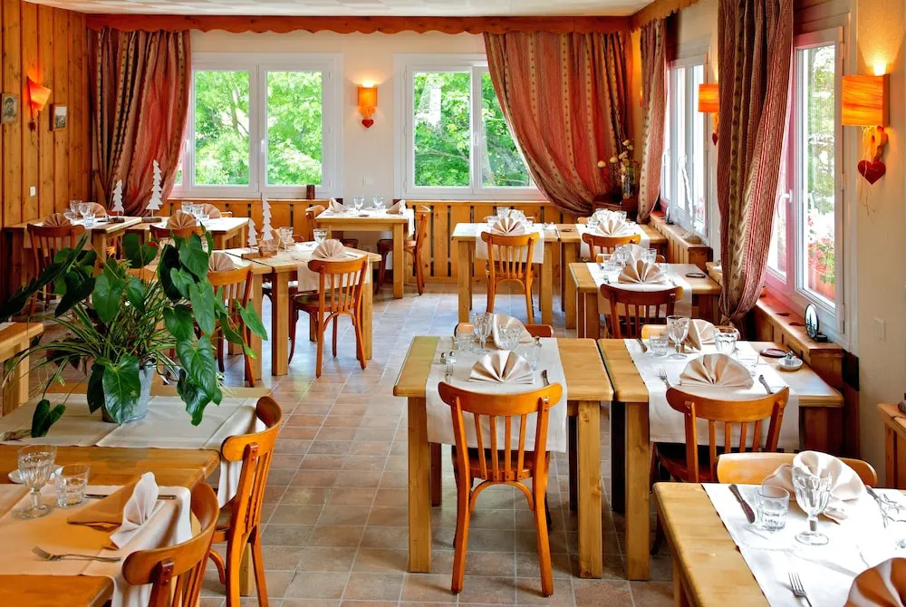 LOGIS Les Arobiers