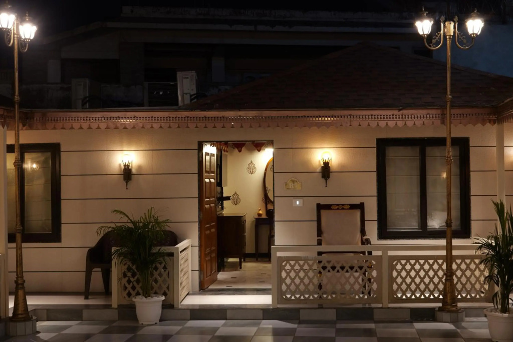 OYO Rooms Bani Park Bhrigu Marg