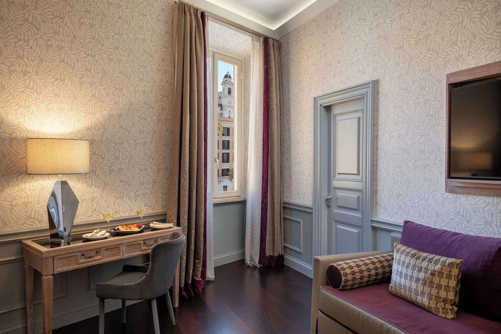 The Inn at the Spanish Steps Elegant Collection - GioielloJewel
