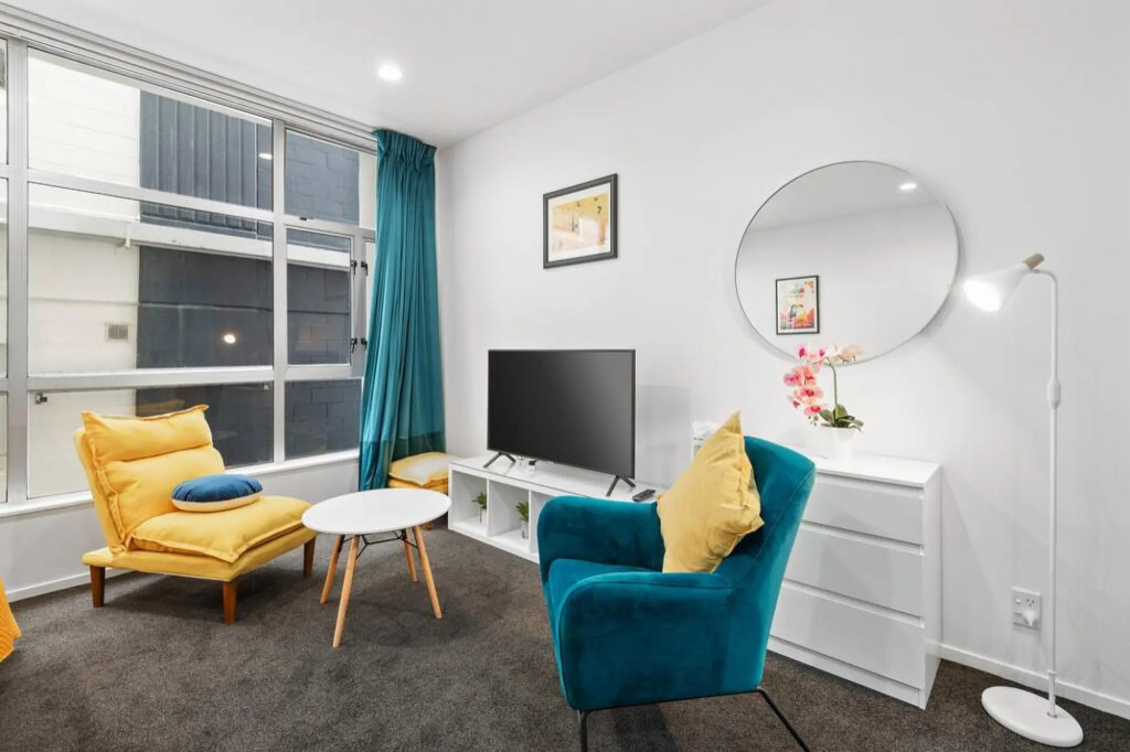 Cosy and central studio