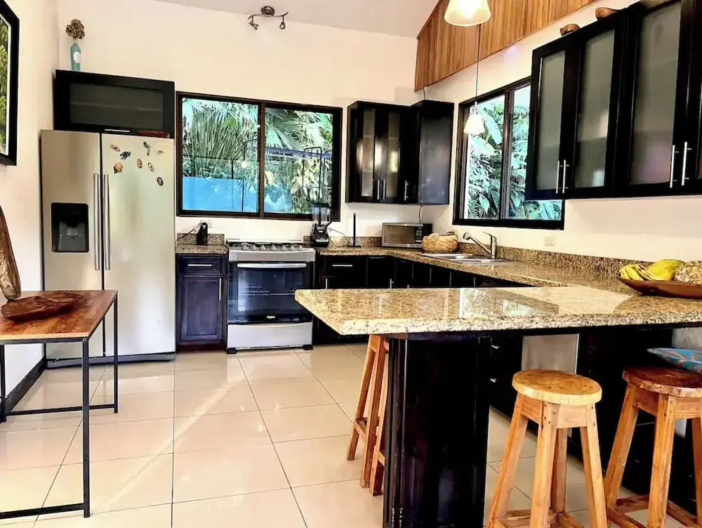 Beautiful private villa w private pool
