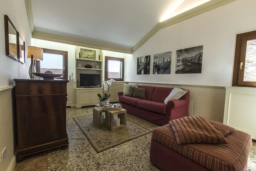 Lovely Venetian Apartment