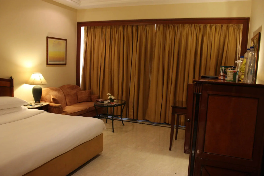 Hotel The Hans - Connaught Place, New Delhi