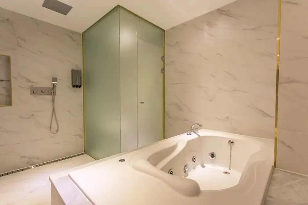 Best In City Hotel