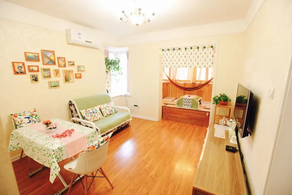 Xiaopang's Home Apartment
