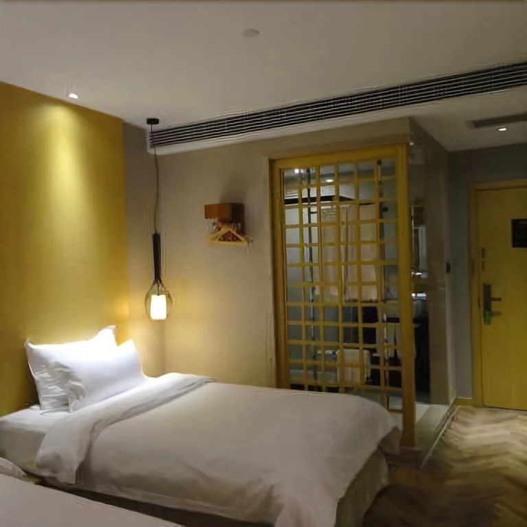 Boning Hotel