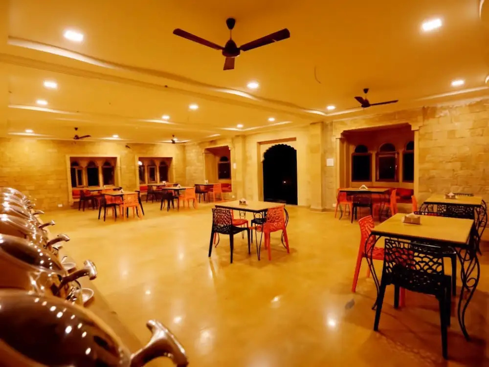 Ratnawali Camps