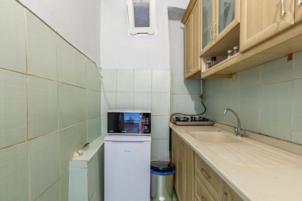 Flat Within Walking Distance to Istiklal Street