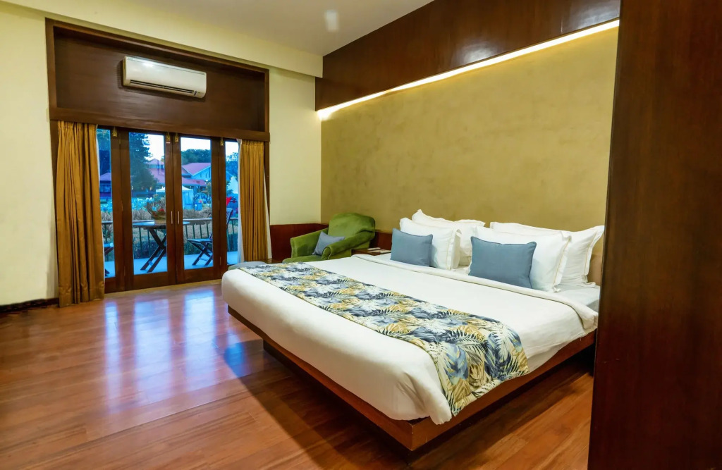Silent Shores Resort & Spa