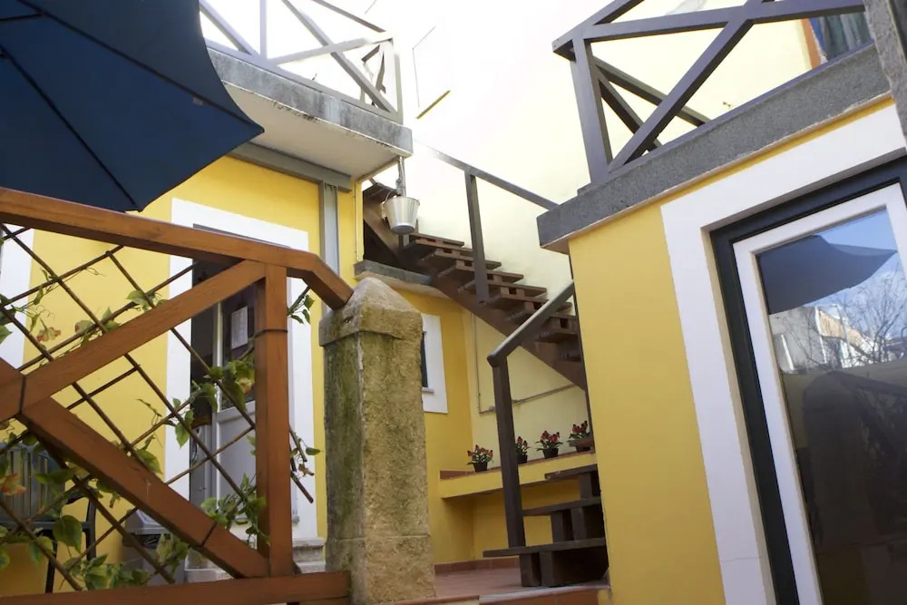 Sao Jorge Apartments & Suites