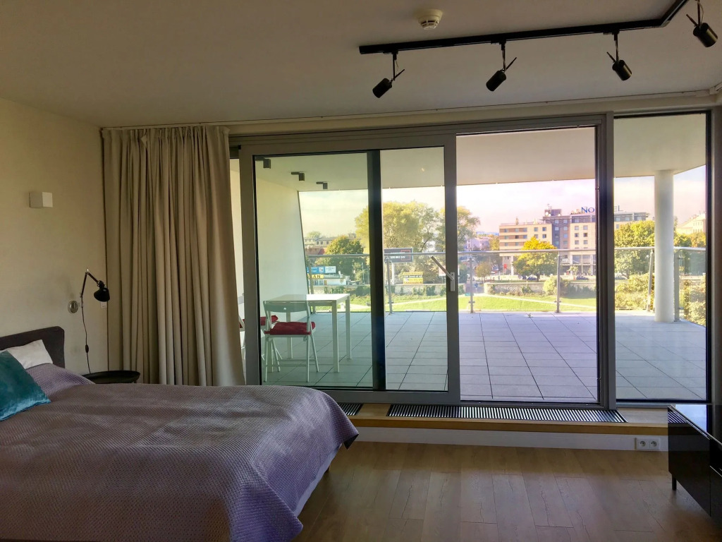 Riverside Aparthotel Cracow