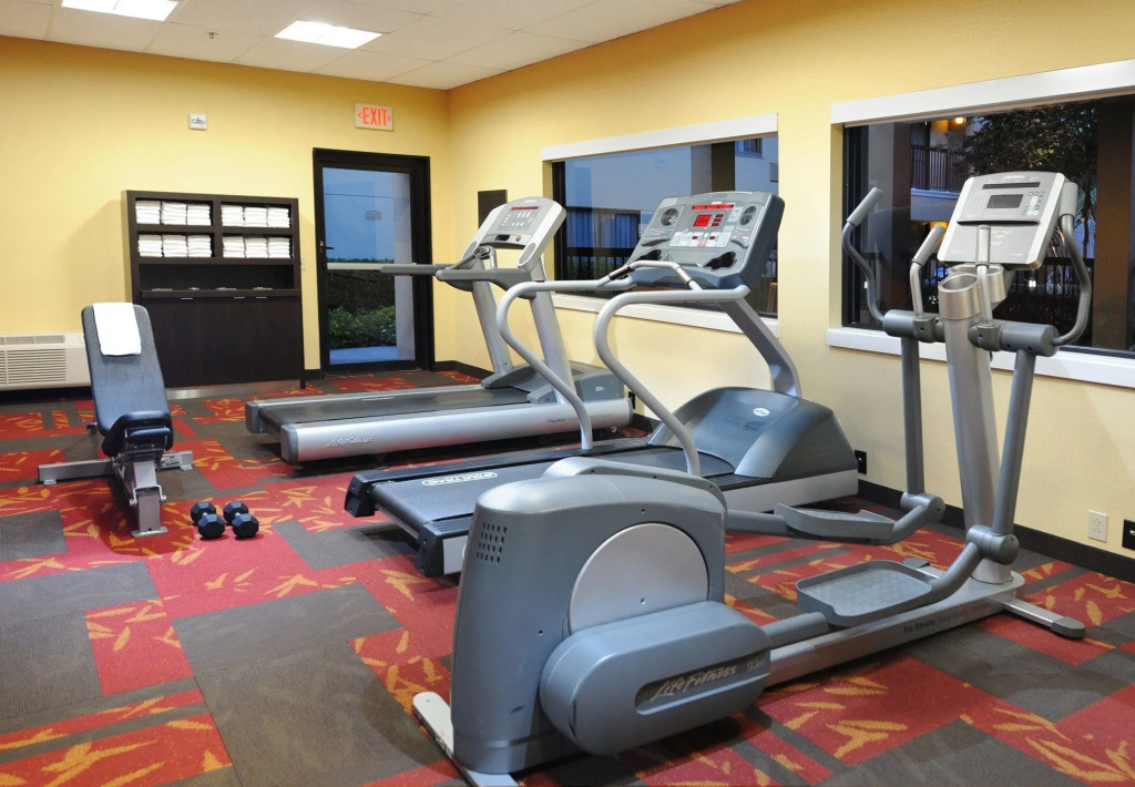 Courtyard by Marriott Houston Hobby Airport