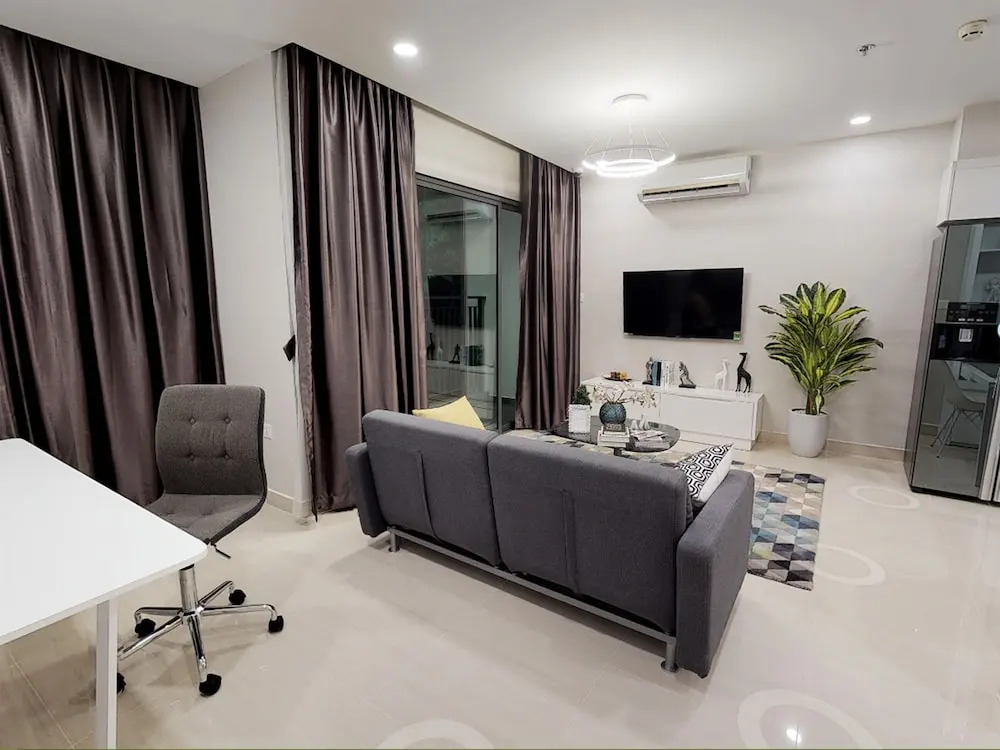 Gold Bee Apartment - the Tresor Building