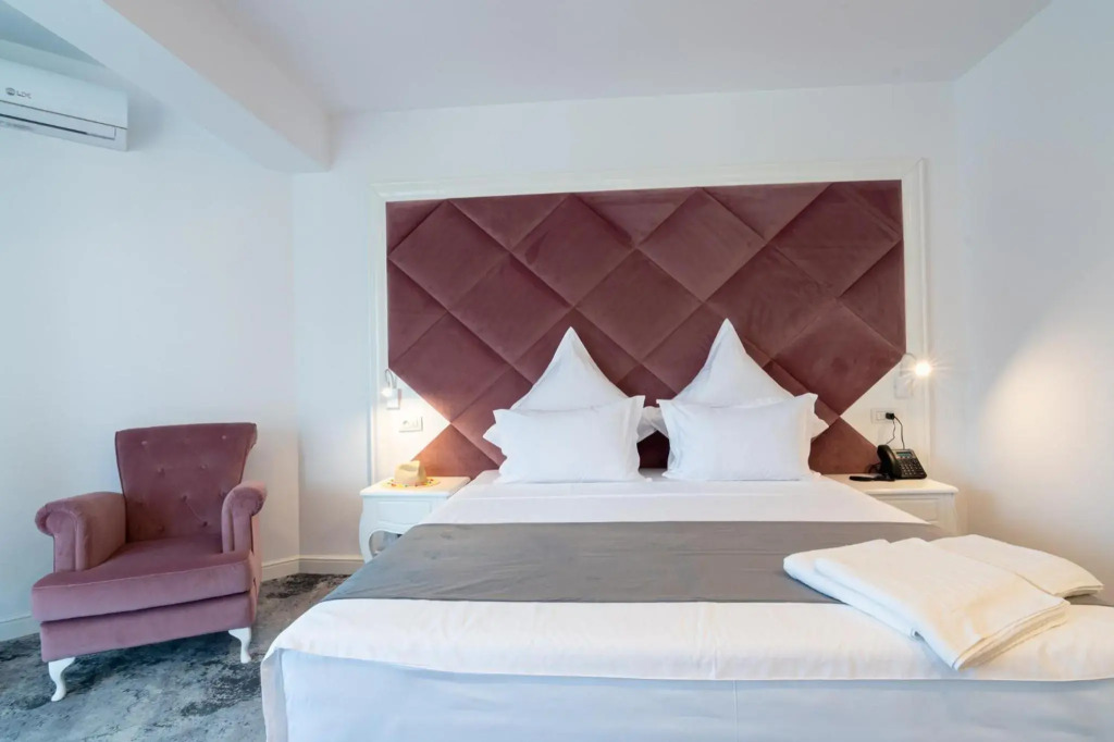 Hotel DNH