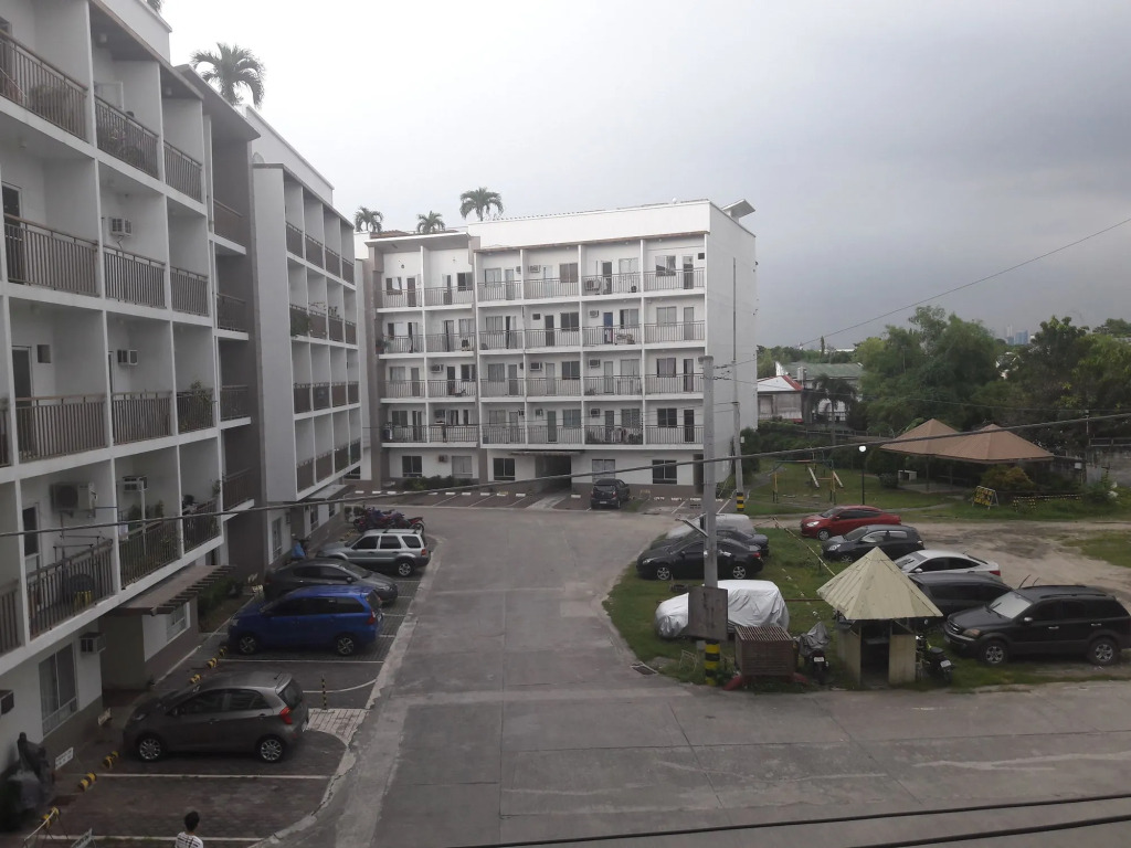 Prescious Kassel Airport Condotel - Hostel