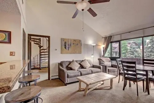 Sf204 Snowflake Condo