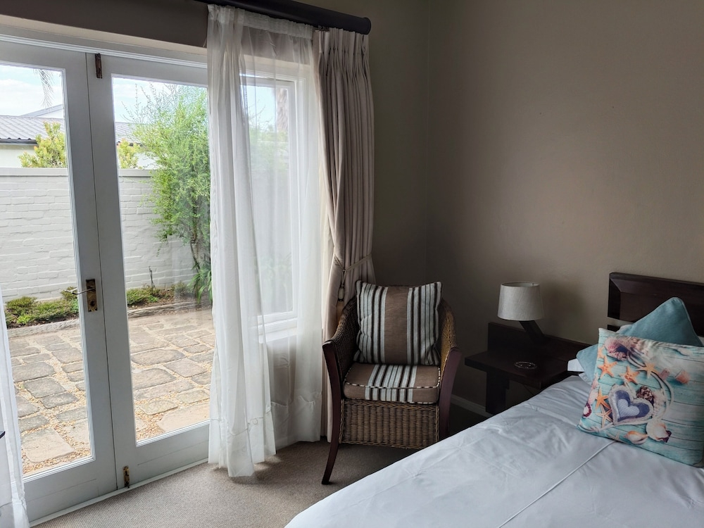 Moments Guesthouse, Kleinmond