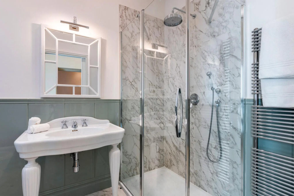 Fantastic 3 BD Apartment Near Santa Maria Novella Via Della Spada