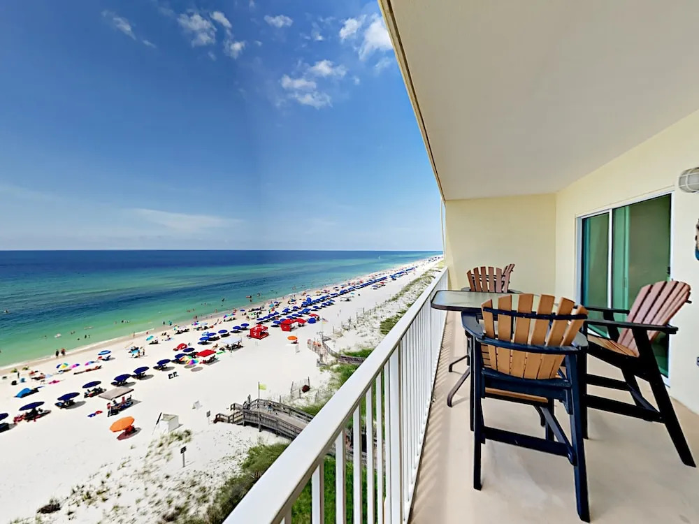 921 W Beach Blvd Condo Unit 705 2 Bedrooms 2 Bathrooms Condo