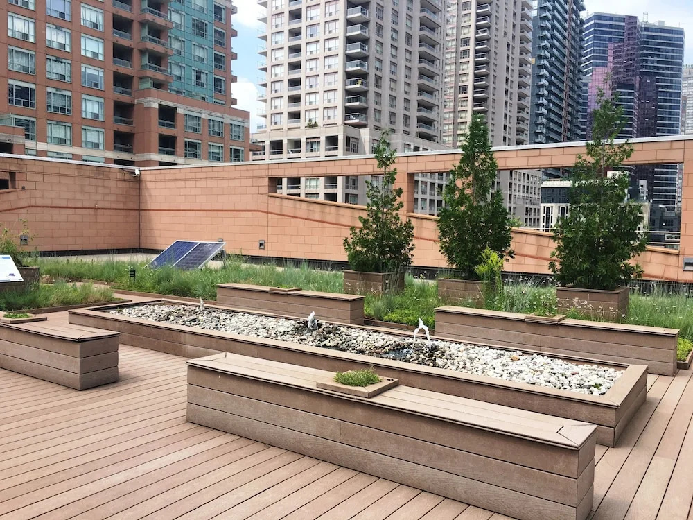 2 Bedroom Condo Sleeps 6 Near Sick Kids Hospital, Tgh, Princess Margaret, U of T