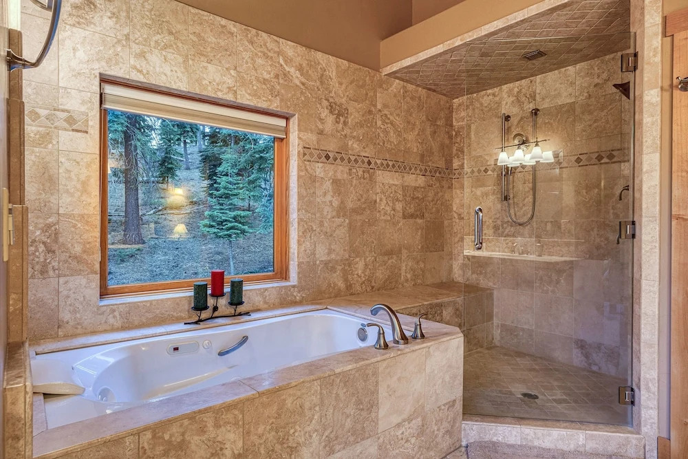 New Listing! Elegant , Tahoe Donner Amenities 4 Bedroom Home