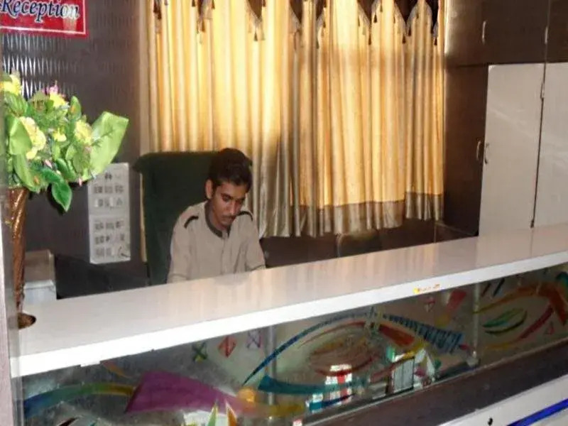 Hotel New Balaji