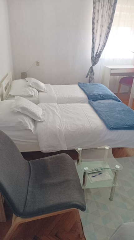 Apartment Dragica