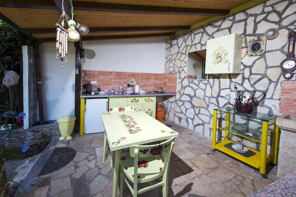 Room and Apartments Villa Dea