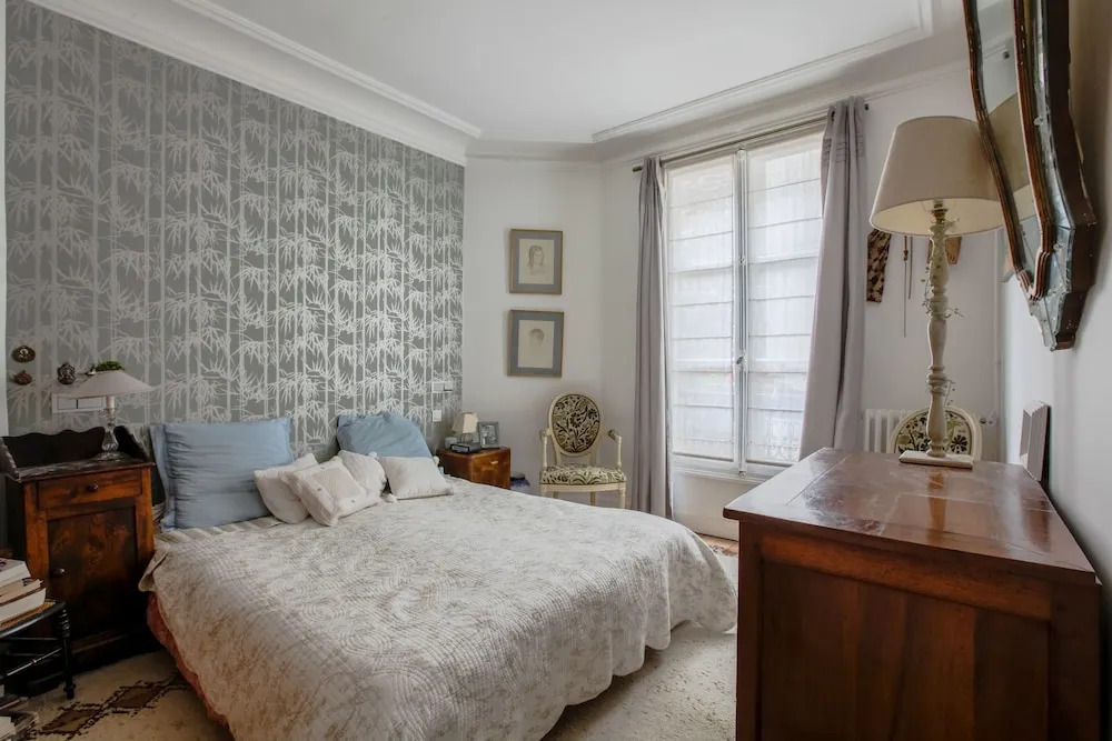 Appartement parisien romantique