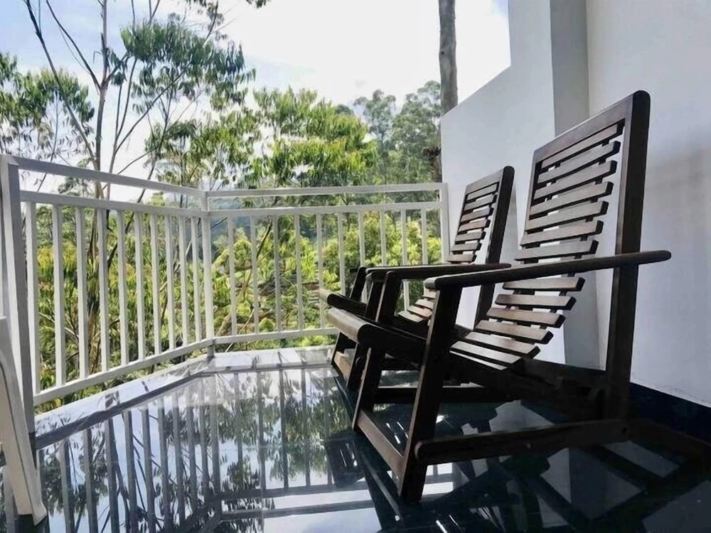 Adams Peak Inn