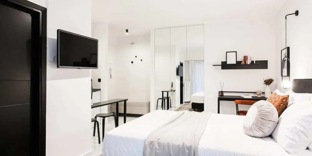 Black & White Studio Lycabettus Hill