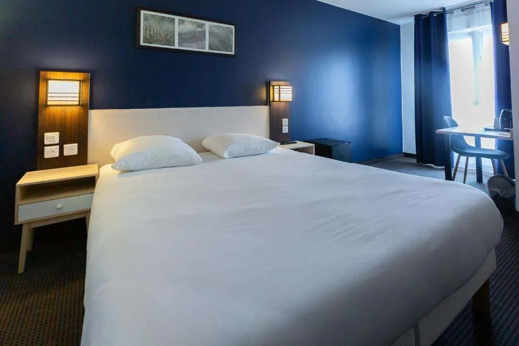 HOTEL lEAUBONNE