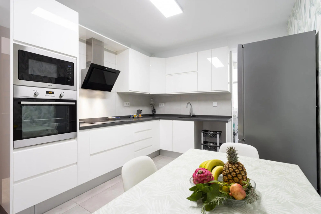 Home2Book Stylish & Roomy Santa Cruz City Center