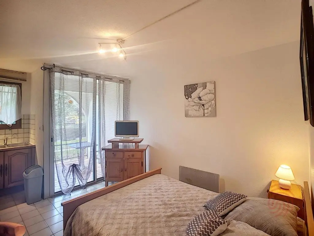 Appartement Lamalou-les-Bains, 1 pièce, 2 personnes - FR-1-451-98