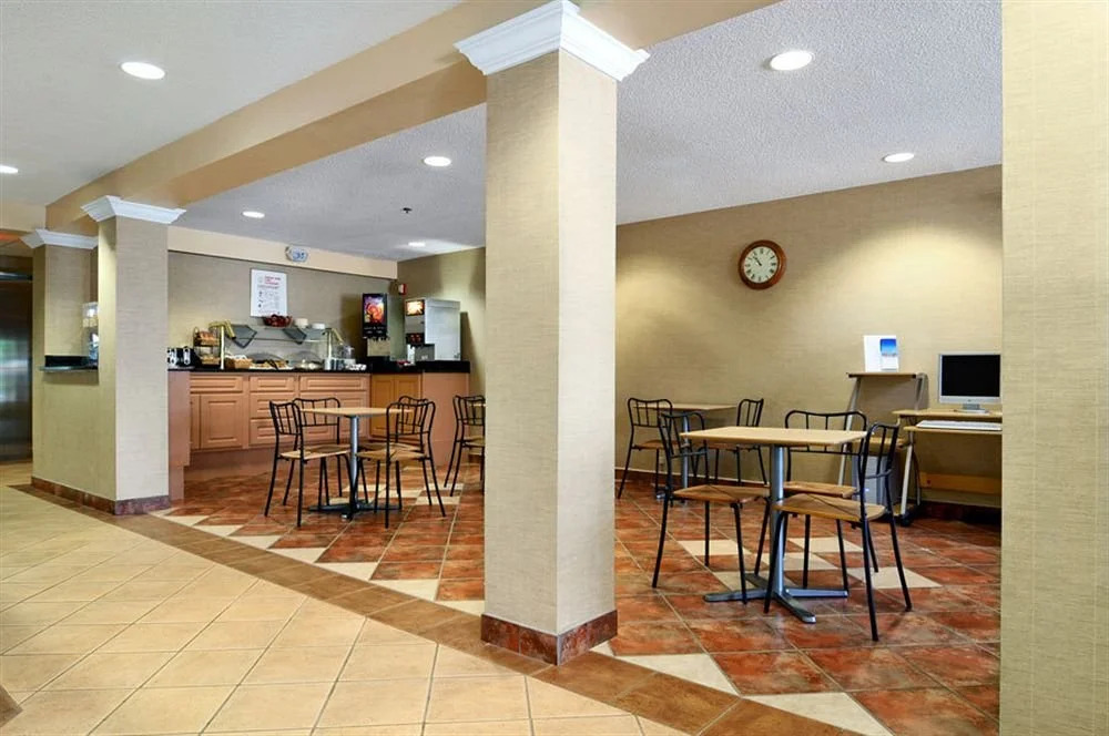 Regency Inn and Suites Atlanta / Lawrenceville GA